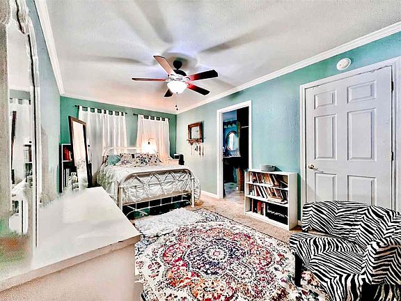 5th image of 207 Trailwood Ln