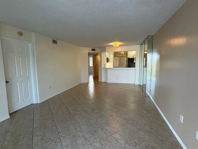 7866 Trent Dr — Photo 21