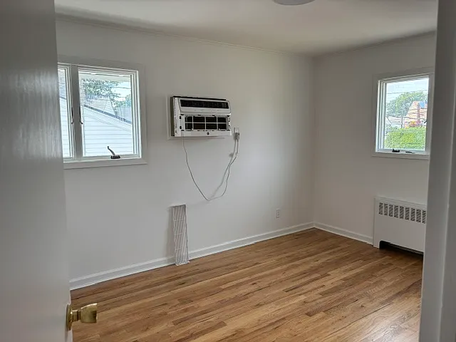 Vincent Dr — Photo 11