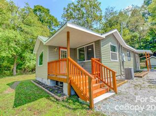 650 Old Lytle Cove Rd, Swannanoa, NC 28778