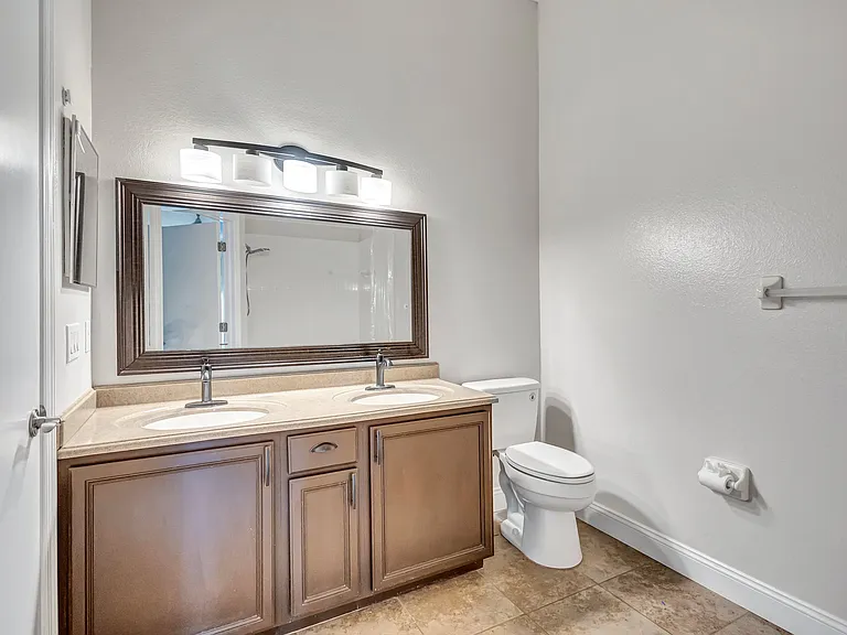 12450 Berkeley Square Dr — Photo 20