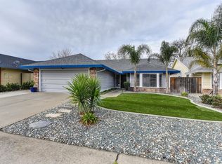 7755 Auburn Woods Dr, Citrus Heights, CA