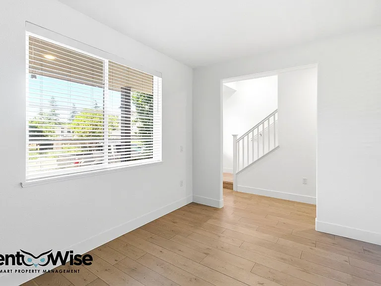 29384 Hub Ln — Photo 20