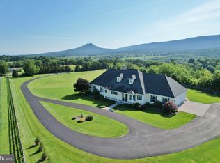 612 Cardinal Rd, New Market, VA 22844