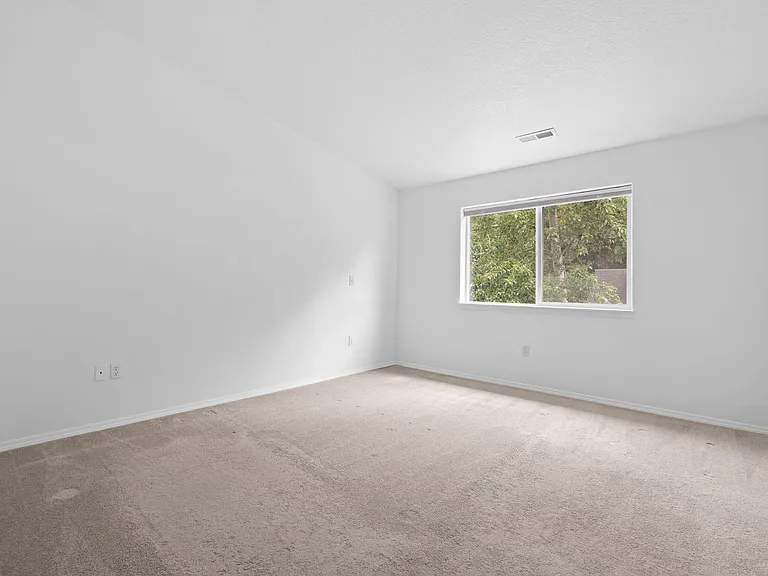 3140 NE 103rd Pl — Photo 16
