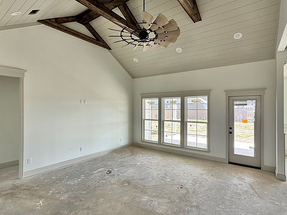 5th image of 6005-4 Club Rd #H