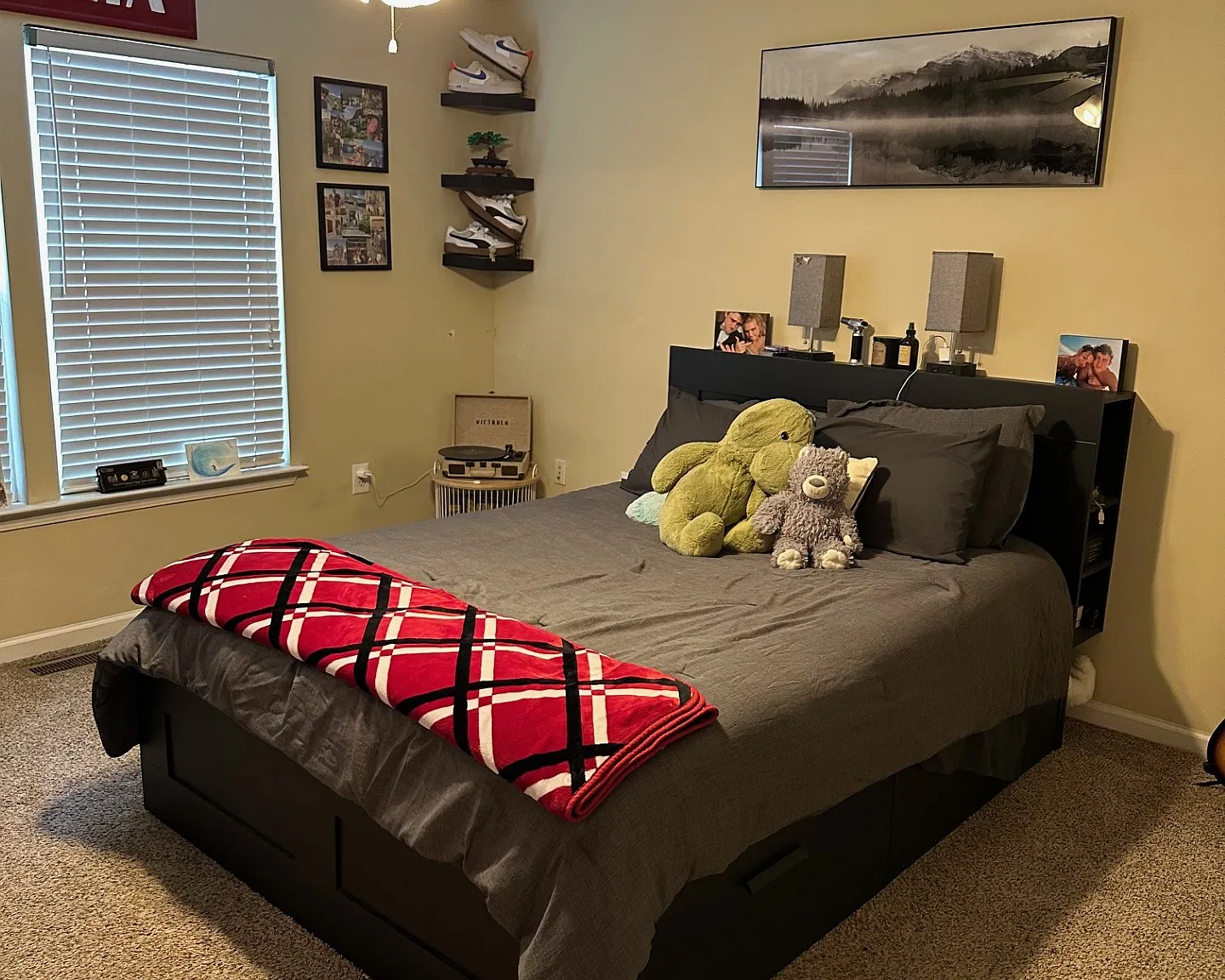 4 bed, 1754 sqft, $3,000 — Photo 3