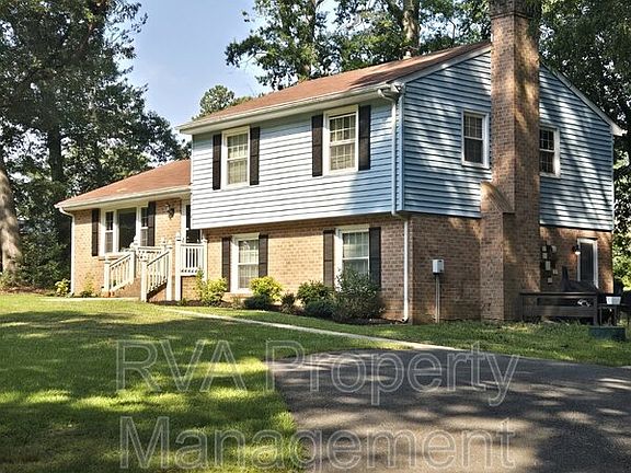 3rd image of 1204 Hatteras Rd