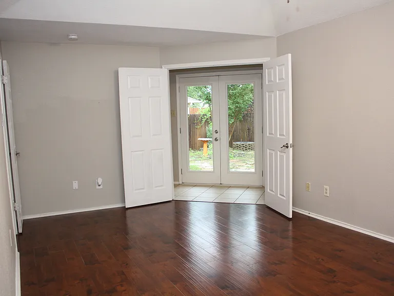 1528 Haven Pl — Photo 7