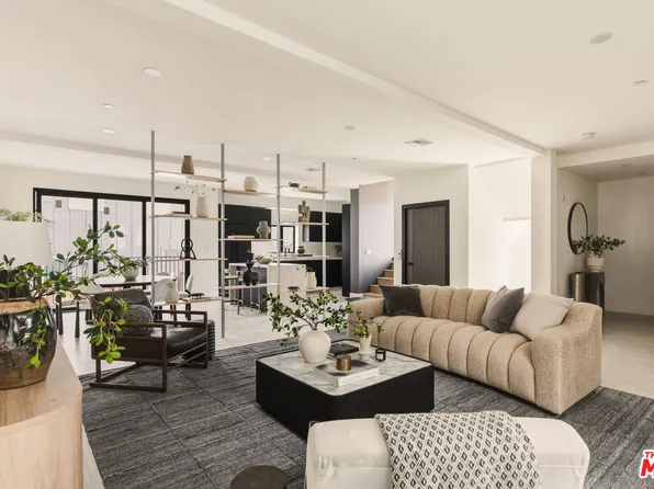 11967 Mayfield Ave #108, Los Angeles, CA 90049