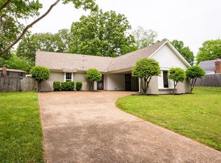 7960 Terry Franklin Dr, Bartlett, TN 38133