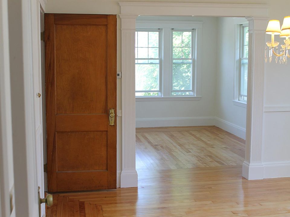 1st image of 808-810 Belmont St