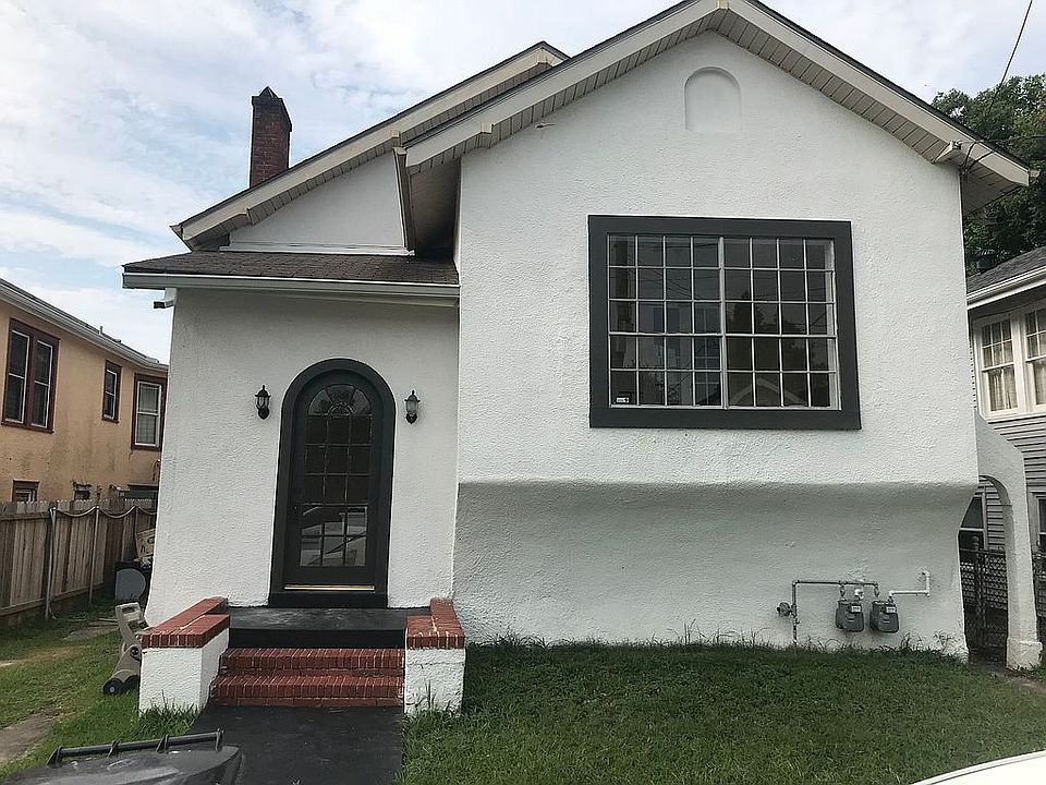 1st image of 607 Clare Ct