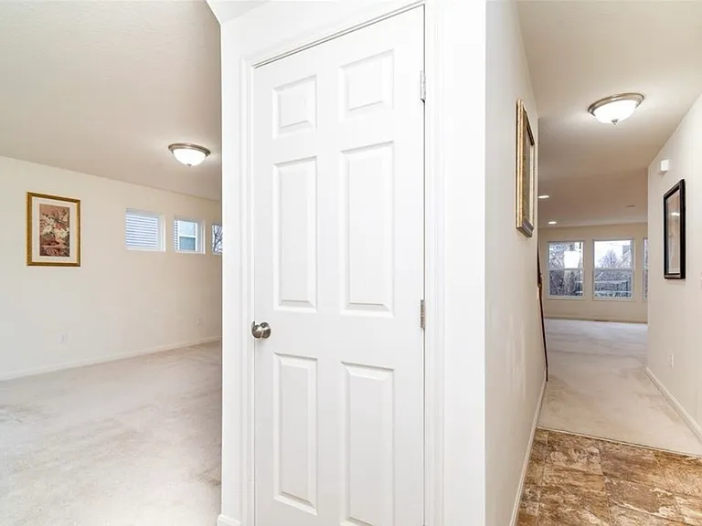 723 Grande Oaks Dr — Photo 2