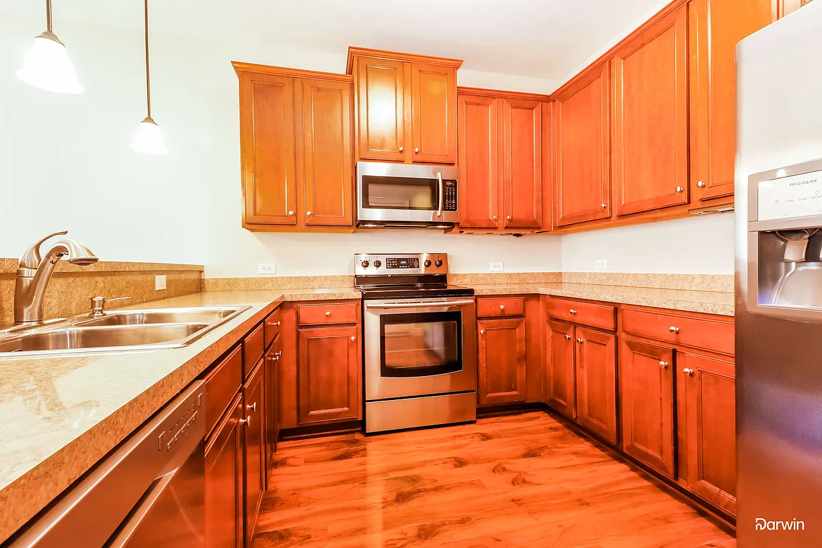 Building Photo - 3714 Crescent Way