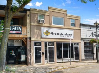4675 Queen St #1, Niagara Falls, ON L2E2L9