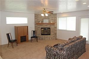 3rd image of 526 N 40 W #29