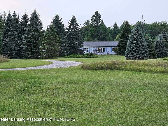 3rd image of 3434 Wilds Rd