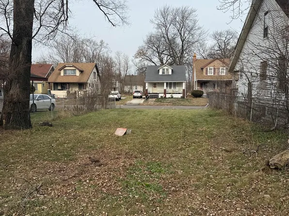 8321 Chalfonte St, Detroit, MI 48238