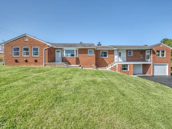 144 Lovelace Dr, Fall Branch, TN 37656