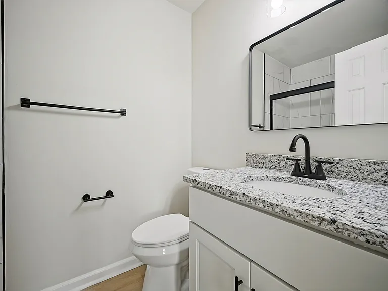 5589 Campus Dr #1 — Photo 20