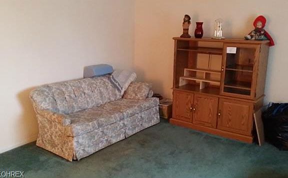 5th image of 9105 Roedean Dr