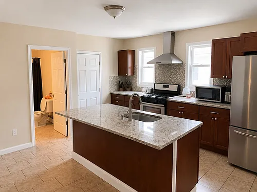 804 River Ave Photo 1