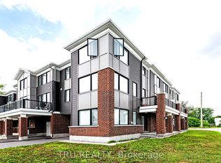 34 Caspian Row, Ottawa, ON K2V 0R7