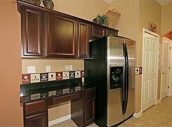 kitchen has built in desk