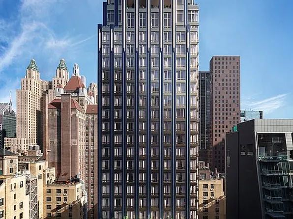 135 E 47th St #5E, New York, NY 10017