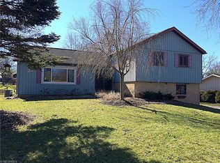 99 Devorah Dr, Aurora, OH 44202