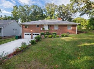 900 W Ray Ave, High Point, NC 27262