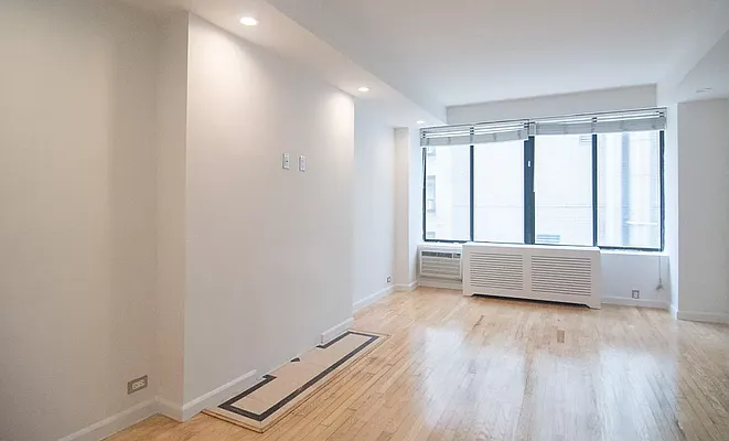 Rented by WAM Partners - William Moses Co. | media 21