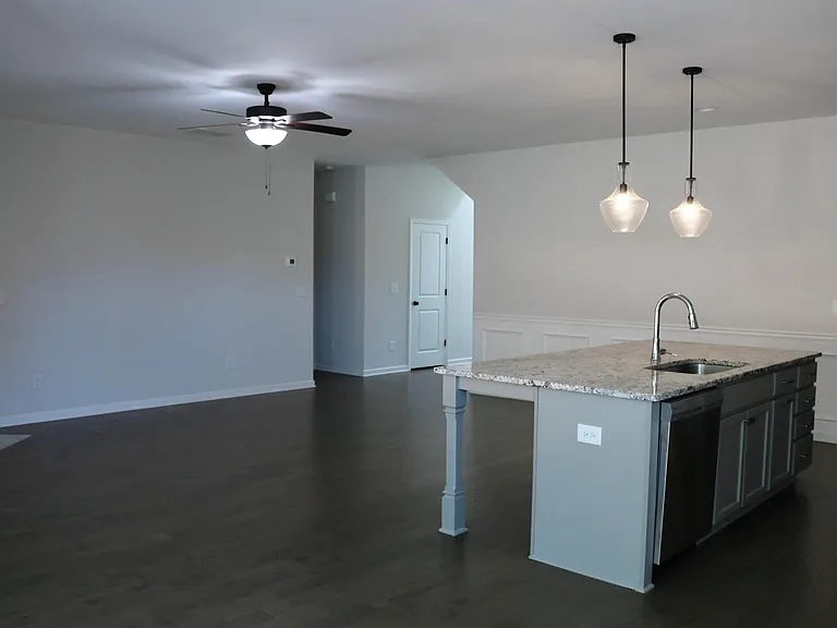 661 Tiger Trl — Photo 10