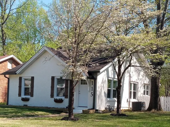 115 W Frazier St, Camden, TN 38320