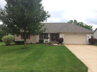 7121 Cedar Grove Ave NW, North Canton, OH 44720