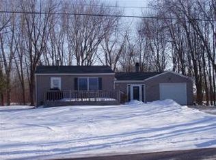 2251 S Westwind Rd, Oshkosh, WI 54904
