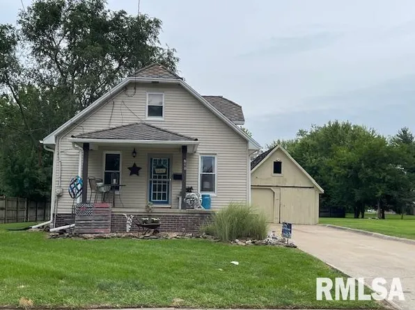 910 W Piper St, Macomb, IL 61455