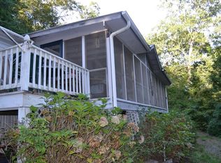 151 Ledbetter Ln, Franklin, NC 28734