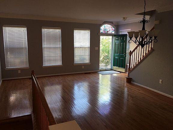 2nd image of 7748 Desiree St