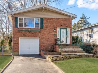 311 5th St, East Northport, NY 11731