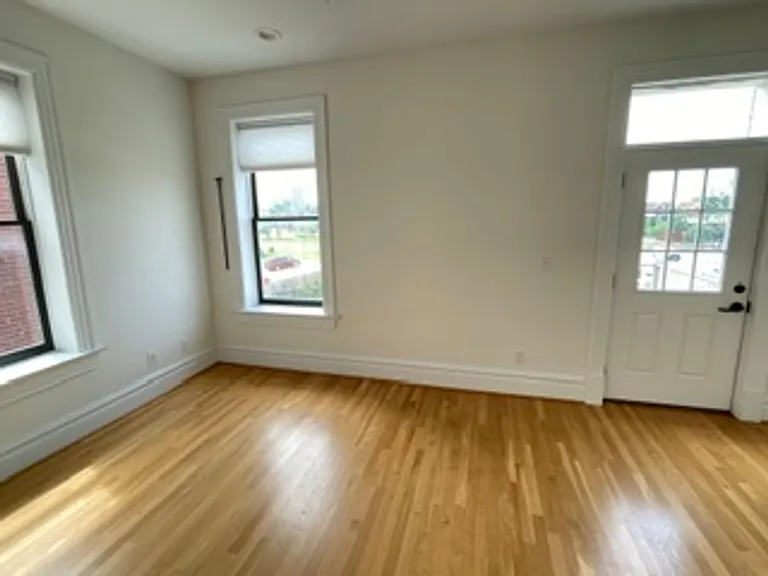 5168 Enright Ave — Photo 12