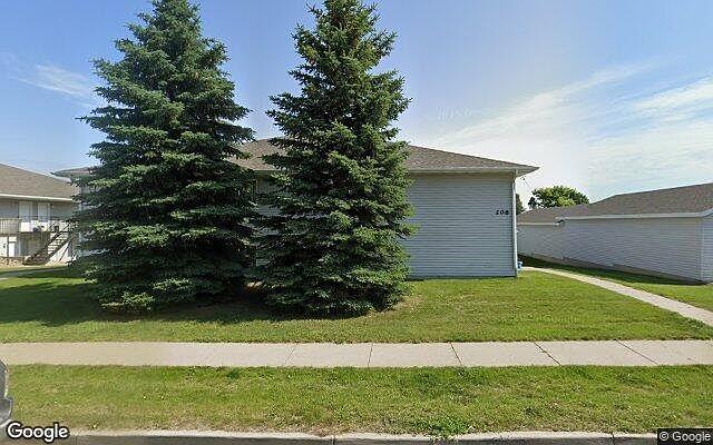 1st image of 208 15th St NE