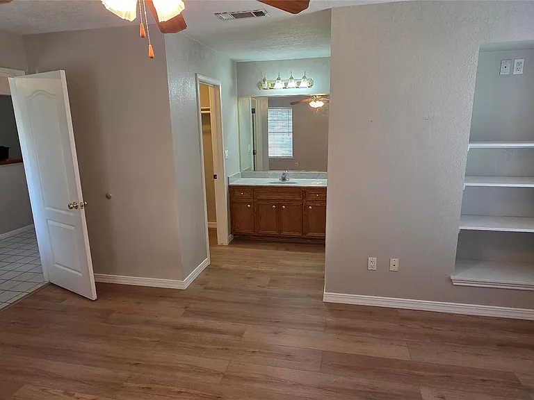 16 Brenda Ln — Photo 27