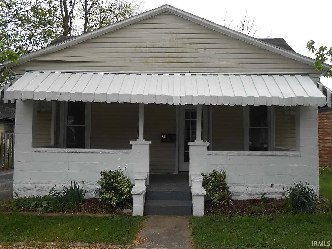 5 bed, 2.0 bath, 1428 sqft, $3,000 — Photo 2