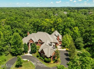 712 E Gunn Rd, Oakland, MI 48306