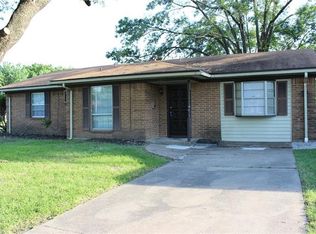 2301 Motley Dr, Mesquite, TX