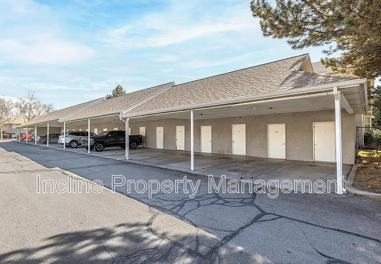 758 N 1060 W — Photo 12