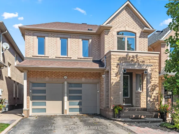 4773 Yorkshire Ave, Mississauga, ON L4Z 4H2