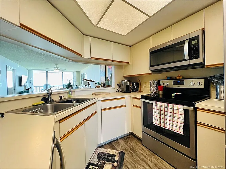 8880 S Ocean Dr #402 — Photo 8